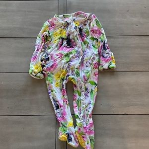 Little Bum Bums Rabbit Garden Sleeper